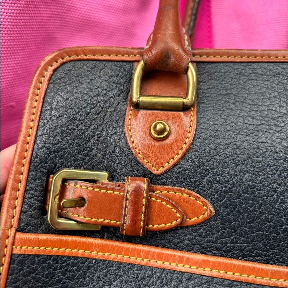 Vintage Dooney & Bourke Black and Brown Leather Satchel excellent condition - Picture 7 of 13